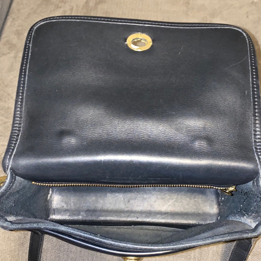 Vintage Coach ‘City Bag’ - Picture 6 of 9